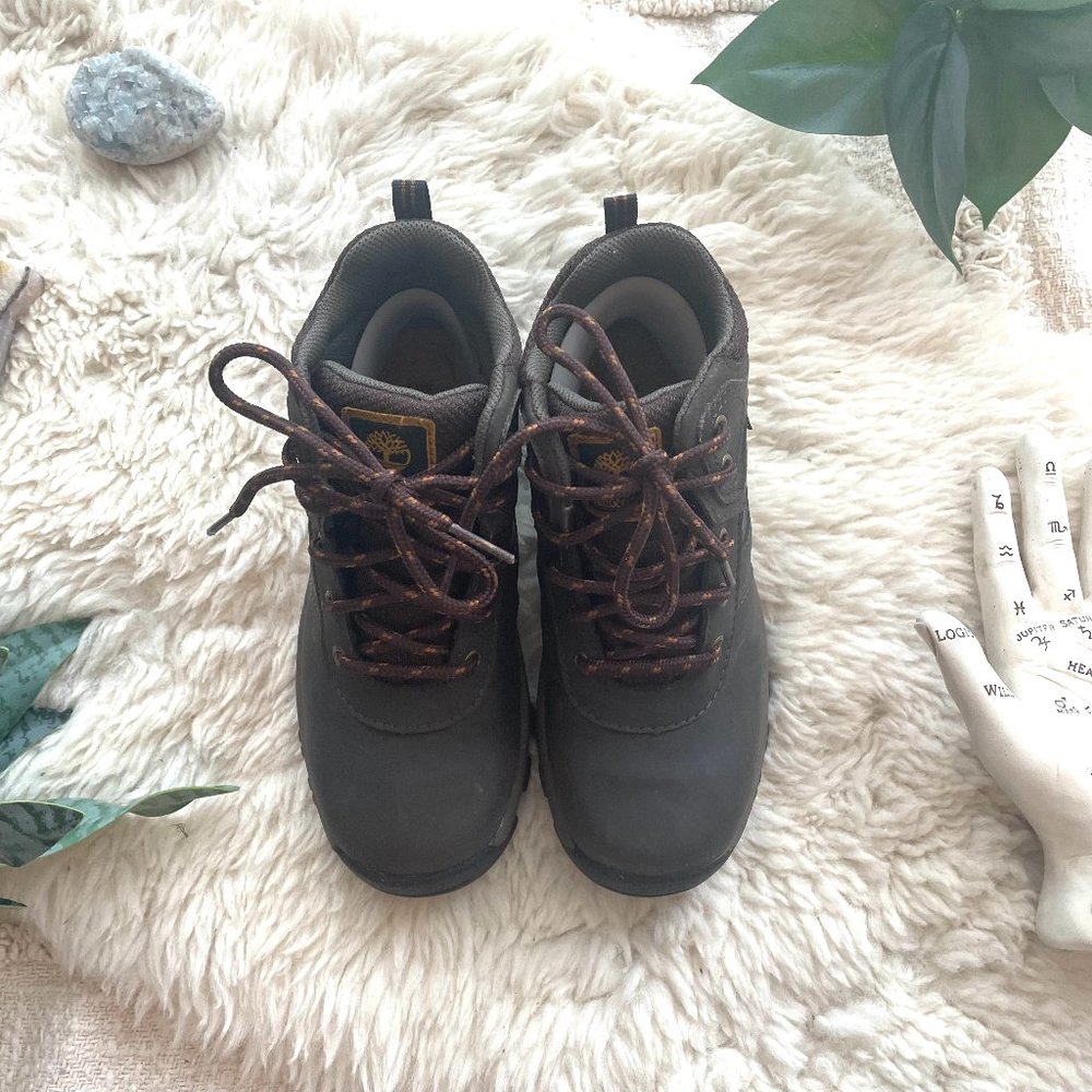 Kids Timberland unisex boys hiking boots in brown with orange accents